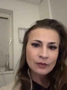 IsabellaEtha online show from 25, 11, 2025