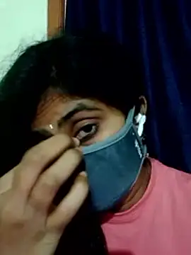 Snapshot of indumathi123 chatting on 7, 4, 2026 indumathi123 online show from 7, 4, 2026