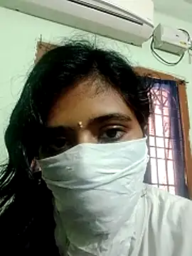Snapshot of indumathi123 chatting on 10, 4, 2026 indumathi123 online show from 10, 4, 2026