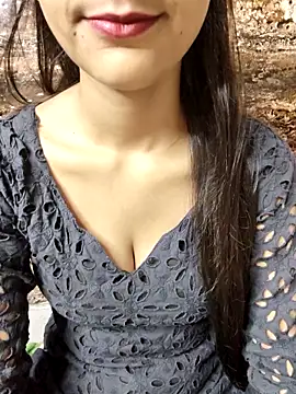 Snapshot of Indian-Aleena chatting on 4, 10, 2025 Indian-Aleena online show from 4, 10, 2025