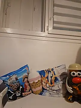 boakiss07 online show from 3, 12, 2025