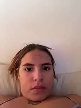 Snapshot of Ye_si chatting on 17, 7, 2026 Ye si online show from 17, 7, 2026