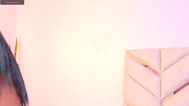 Snapshot of AlanaDoll chatting on 1, 3, 2026 AlanaDoll online show from 1, 3, 2026