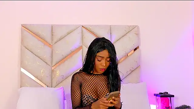 Snapshot of AlanaDoll chatting on 11, 7, 2026 AlanaDoll online show from 11, 7, 2026