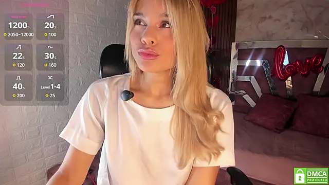 Snapshot of hot_cupid01 chatting on 27, 2, 2026 hot cupid01 online show from 27, 2, 2026