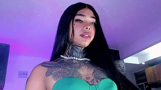 Snapshot of deborahotts chatting on 15, 4, 2026 deborahotts online show from 15, 4, 2026