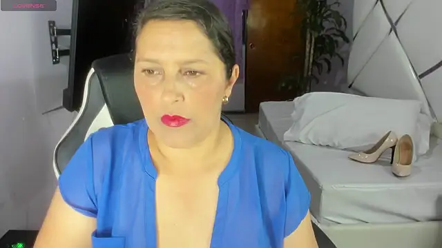 KikaDuque online show from 18, 12, 2025