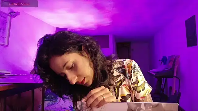 atenea dragon   online show from 3, 12, 2025