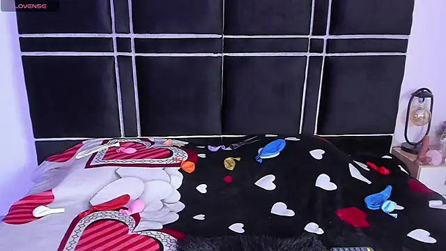 Zoe Vg online show from 4, 10, 2025