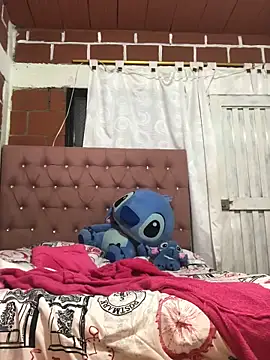 Rachellcooperrr online show from 25, 3, 2026