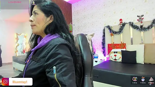 Snapshot of BLUE_TAY1 chatting on 6, 1, 2026 BLUE TAY1 online show from 6, 1, 2026