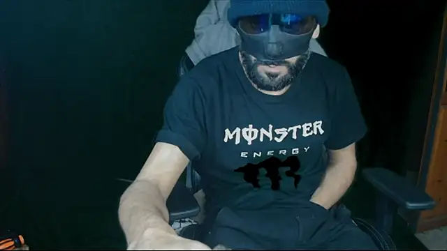 Snapshot of JUSTFORRICH chatting on 1, 4, 2026 JUSTFORRICH online show from 1, 4, 2026