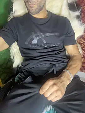 Snapshot of JUSTFORRICH chatting on 22, 4, 2026 JUSTFORRICH online show from 22, 4, 2026