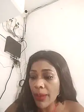 Snapshot of PerlaZultana chatting on 19, 11, 2025 PerlaZultana online show from 19, 11, 2025