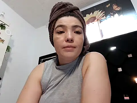 Snapshot of vegacristal88 chatting on 8, 11, 2025 vegacristal88 online show from 8, 11, 2025