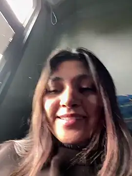 Snapshot of sisylucky chatting on 19, 4, 2026 sisylucky online show from 19, 4, 2026