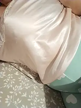 Snapshot of zerdaliii chatting on 11, 2, 2026 zerdaliii online show from 11, 2, 2026