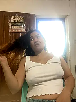 Snapshot of wildpussycat69 chatting on 28, 10, 2025 wildpussycat69 online show from 28, 10, 2025