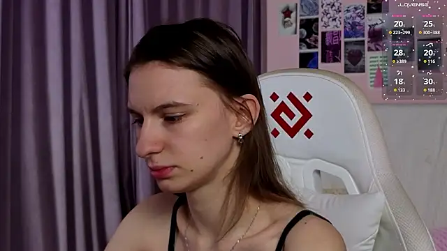 Snapshot of kaleriyaa_ chatting on 28, 3, 2026 kaleriyaa online show from 28, 3, 2026