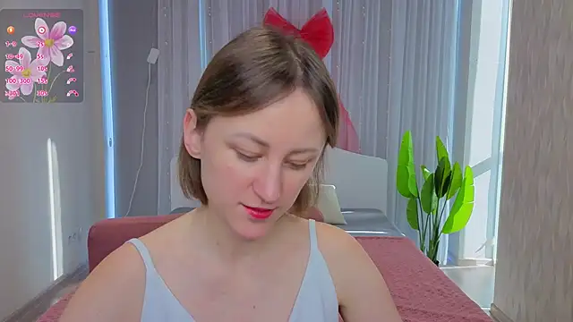 LuluChiiii online show from 10, 2, 2026