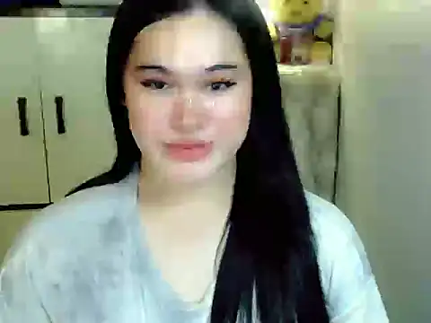Snapshot of Annierose_ts chatting on 11, 4, 2026 Annierose ts online show from 11, 4, 2026