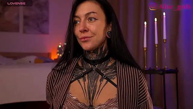 Alise Eve  online show from 23, 11, 2025