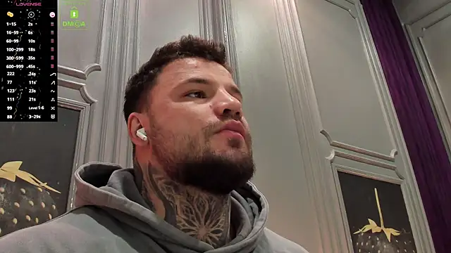 Snapshot of OliverSport chatting on 25, 3, 2026 OliverSport online show from 25, 3, 2026