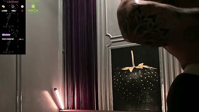 Snapshot of OliverSport chatting on 8, 4, 2026 OliverSport online show from 8, 4, 2026