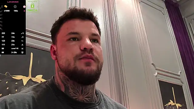 Snapshot of OliverSport chatting on 12, 4, 2026 OliverSport online show from 12, 4, 2026