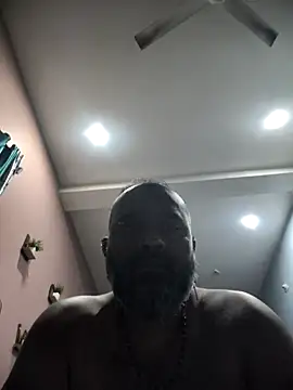 Snapshot of thelastsaintt chatting on 8, 4, 2026 thelastsaintt online show from 8, 4, 2026