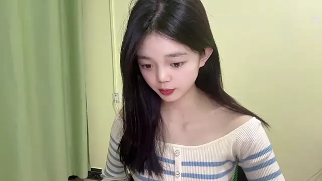 Nicole-13 online show from 3, 11, 2025