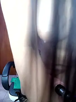 Snapshot of LunaaRosse chatting on 13, 1, 2026 LunaaRosse online show from 13, 1, 2026