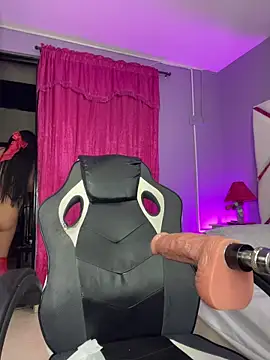 Snapshot of LunaaRosse chatting on 16, 3, 2026 LunaaRosse online show from 16, 3, 2026