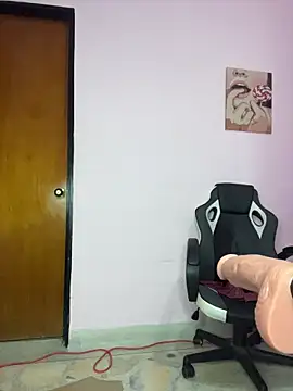 Snapshot of LunaaRosse chatting on 23, 3, 2026 LunaaRosse online show from 23, 3, 2026