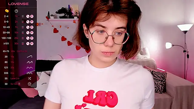 BellaCaress online show from 29, 11, 2025