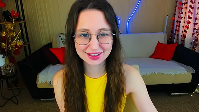 YourLovellyStory online show from 21, 3, 2026