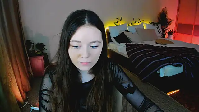 AlluringLookk online show from 8, 2, 2026