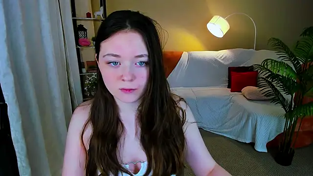 AlluringLookk online show from 20, 2, 2026