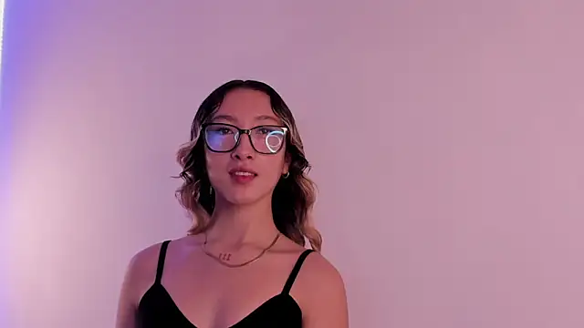 LauMiller online show from 1, 11, 2025