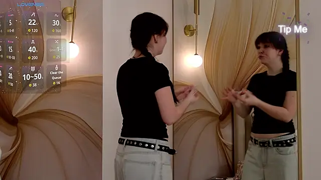 VanessaFields online show from 15, 2, 2026