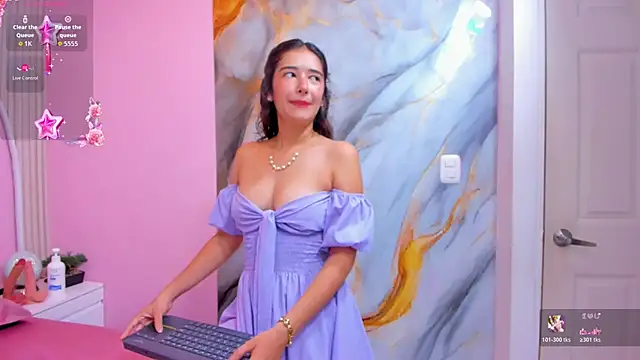Snapshot of Ivy_petit chatting on 13, 6, 2026 Ivy petit online show from 13, 6, 2026