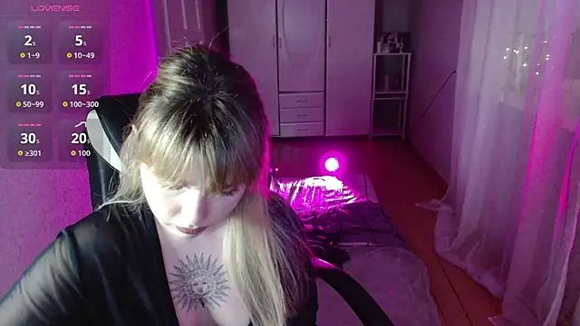 Snapshot of AngelicaHollywood chatting on 17, 3, 2026 AngelicaHollywood online show from 17, 3, 2026