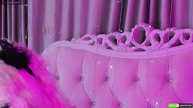 CarolLamb online show from 2, 11, 2025