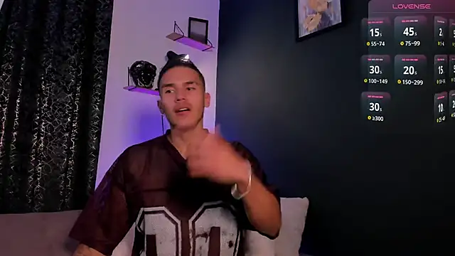 MarkSantozz online show from 10, 3, 2026