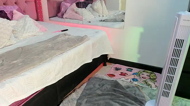 sara ramirez01 online show from 13, 9, 2025