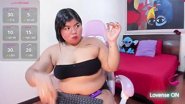 Snapshot of Lia_Arellano chatting on 6, 10, 2025 Lia Arellano online show from 6, 10, 2025