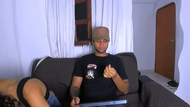 bamby kitty online show from 8, 11, 2025