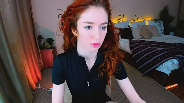 ChristinaConteeree online show from 8, 2, 2026