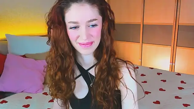 ChristinaConteeree online show from 28, 3, 2026