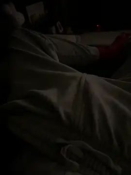 Snapshot of Frankieyyy1 chatting on 14, 12, 2025 Frankieyyy1 online show from 14, 12, 2025